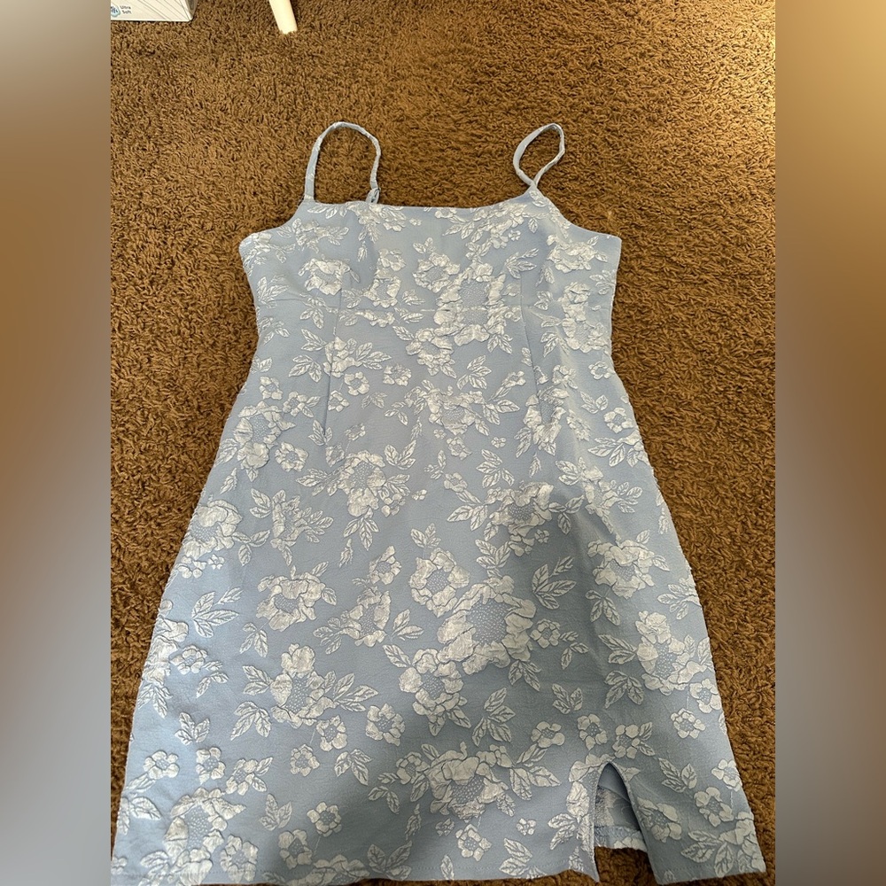 Spoiled blue flowery mini dress